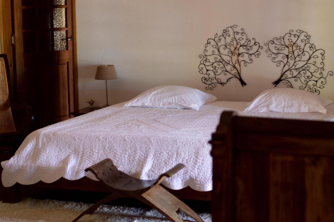 Les Grands Monts Bed and Breakfast Saint-Joseph Esterno foto